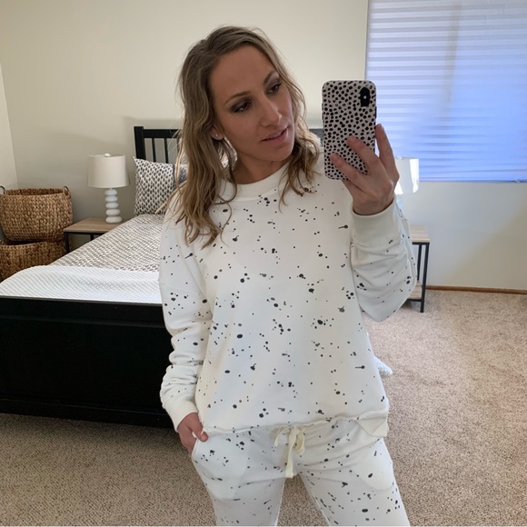 Alternative Pants - | alternative • off white paint splatter lounge sweatpant set • small |